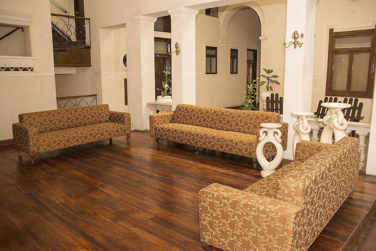 דורנגו Hotel Roma מראה חיצוני תמונה